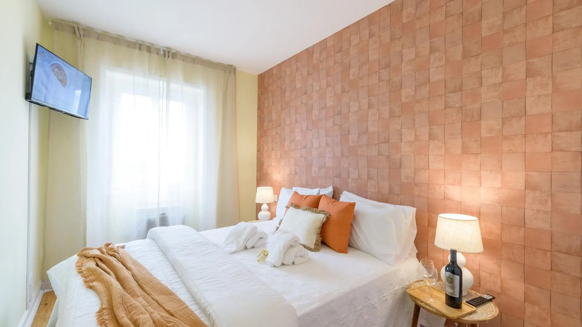 Urban Bliss Guesthouse II Faro 0*,  Portugal
